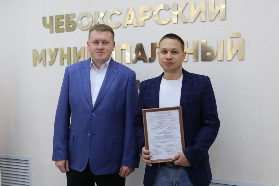 Торжественное вручение свидетельства о предоставлении социальной выплаты на строительство (приобретение) жилья на сельских территориях