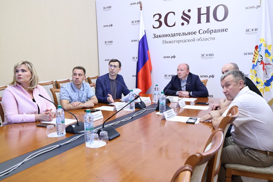 Руководитель Аппарата Государственного Совета Чувашской Республики Вячеслав Трофимов в Нижнем Новгороде принял участие в заседании Комиссии по внедрению результатов системы бережливого управления