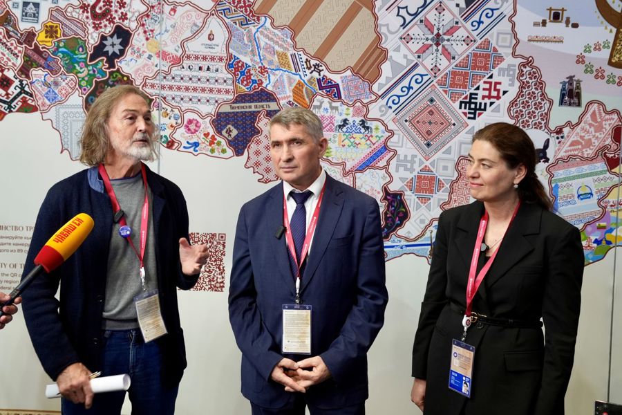 Олег Николаев: Чувашские узоры найдут свое воплощение в продукции Императорского фарфорового завода