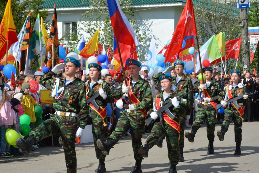 В День Великой Победы в поселке Вурнары состоялся торжественный митинг
