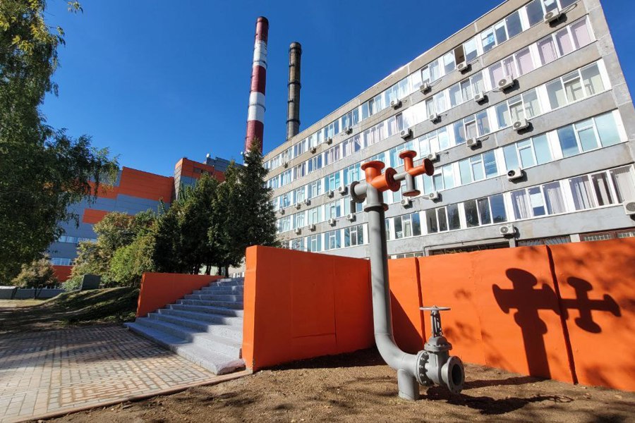 В новоюжном и северо-западном районах г.Чебоксары подачу горячей воды возобновят после устранения повреждений на сетях