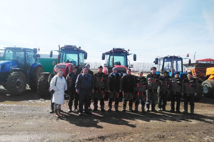 В преддверии весенне-полевых работ в Козловском округе проходит технический осмотр сельскохозяйственной техники