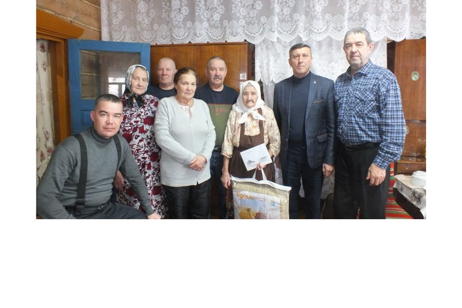 В первые дни наступившего года 95 летний юбилей отмечает жительница с.Большие Яльчики Анна Никитична Казначеева