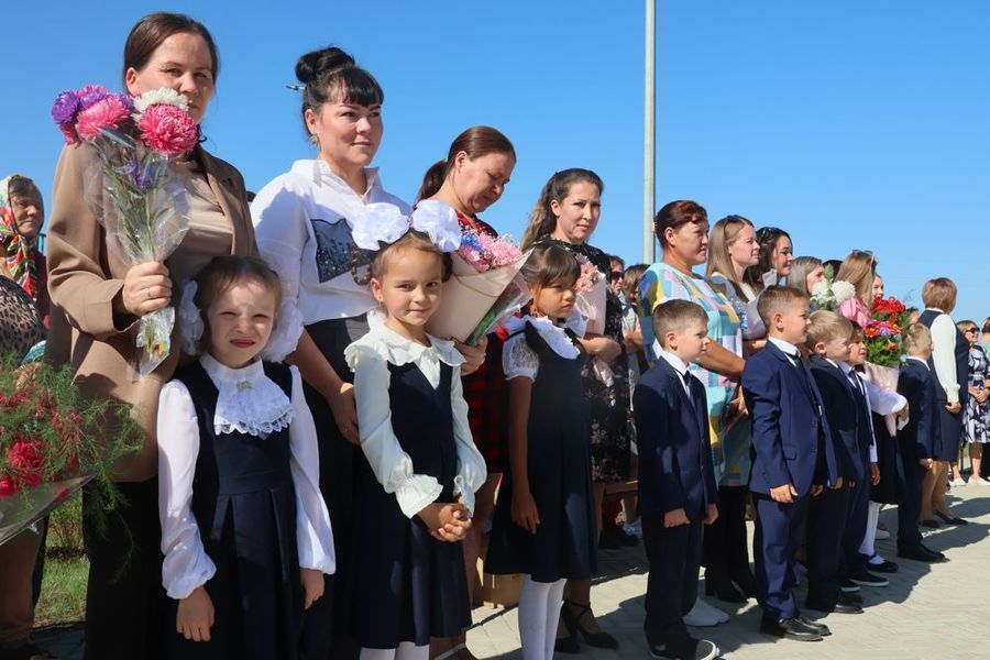 Торжественные линейки, посвящённые Дню знаний, прошли в школах Цивильского округа