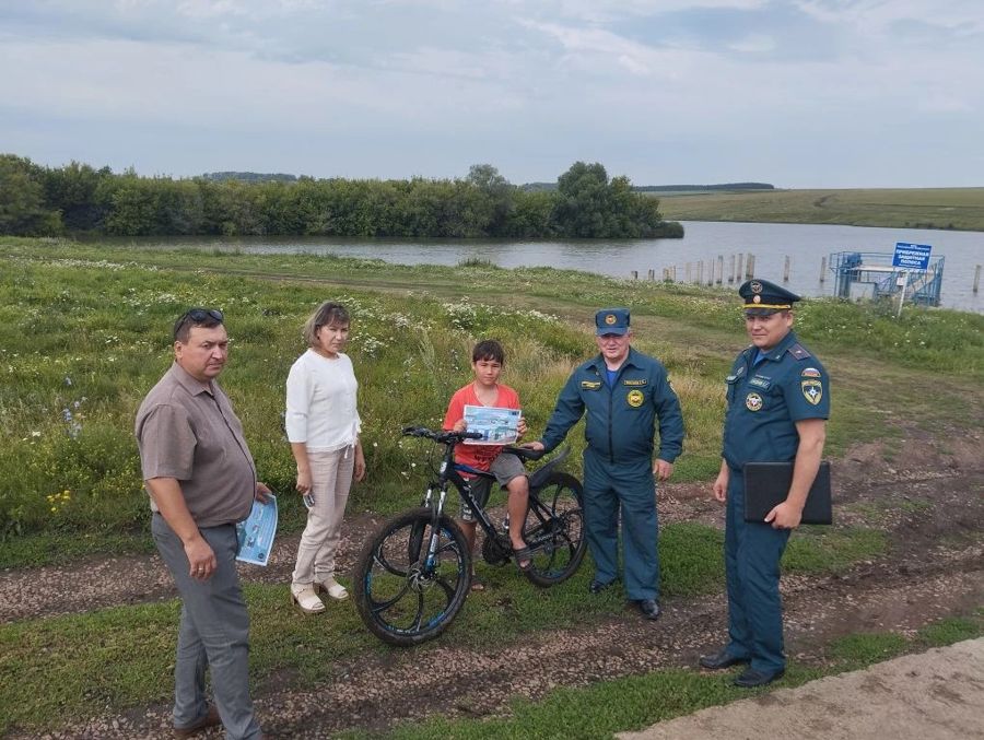 Профилактический рейд по водным объектам комиссии по делам несовершеннолетних