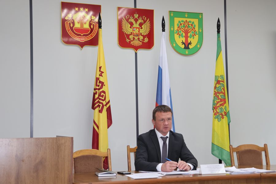 Владимир Глухов провёл рабочее совещание по вопросам развития округа