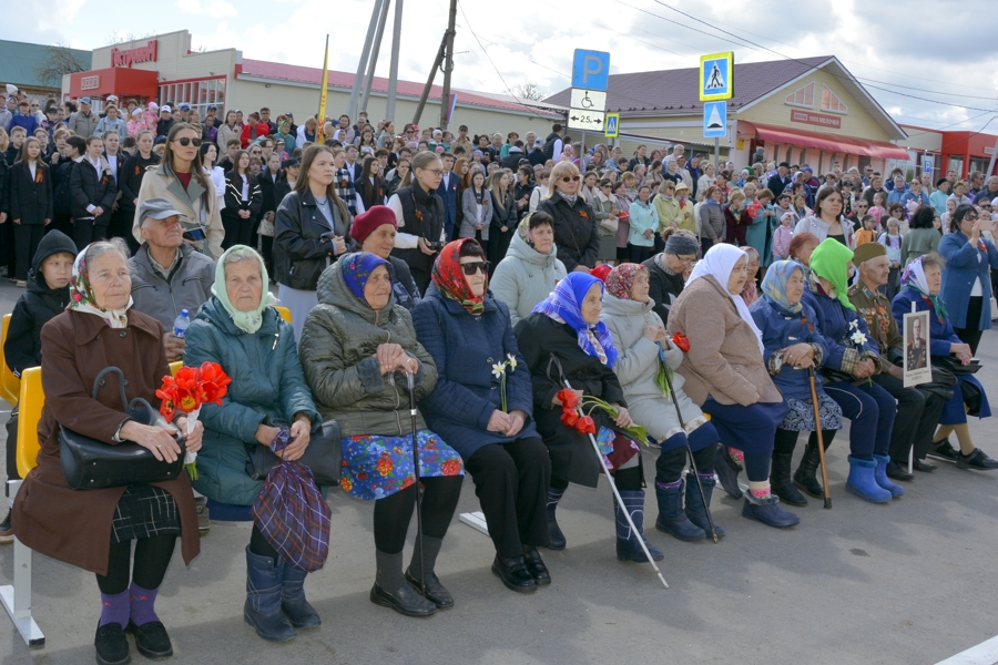 В Моргаушском  округе  отметили  80-ую годовщину  Великой Победы: «спасибо вам за Победу, за тихое мирное утро и счастливое детство»