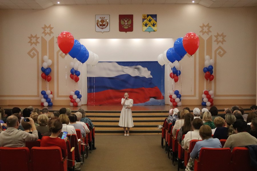 В Новочебоксарске состоялся праздничный концерт, посвященный Дню народного единства