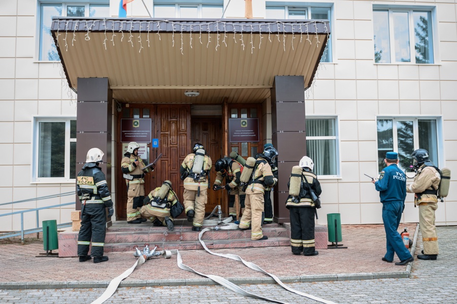 В Ибресинском округе прошли учебно-тренировочные мероприятия по пожарной безопасности