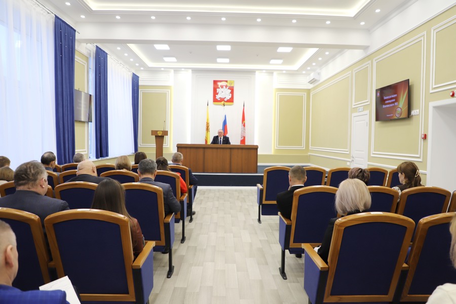 На еженедельном совещании руководителей обсудили актуальные вопросы
