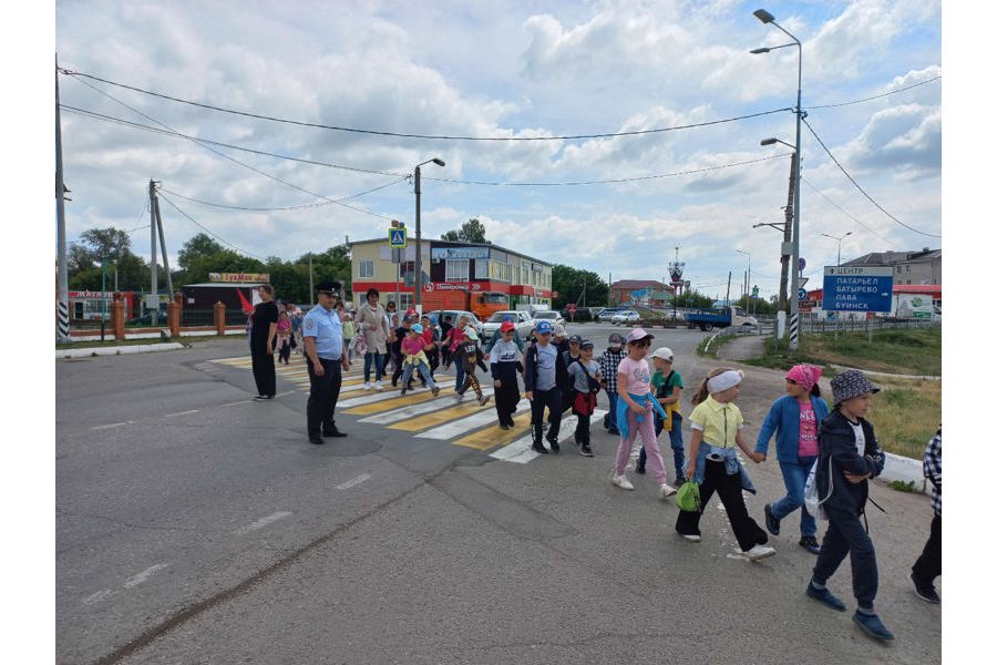 В пришкольном лагере «Романтики» при МБОУ Яльчикская СОШ» прошёл профилактический день по ПДД