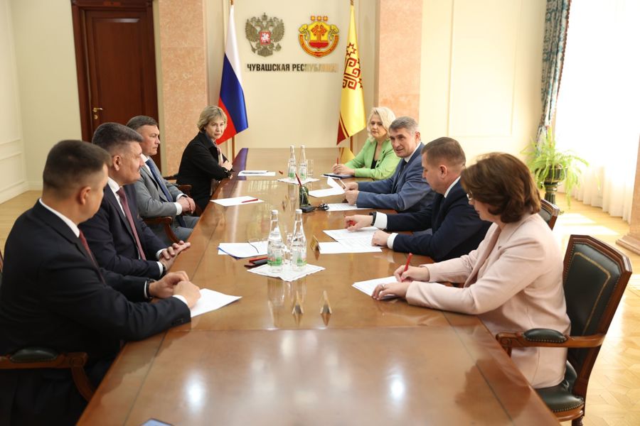 Олег Николаев объявил о перезапуске проекта «Шаг к здоровью»: в 2026 году в муниципалитеты выедут кардиологические и детские бригады