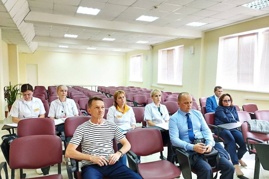 Сергей Романов принял участие в заседании Общественной комиссии