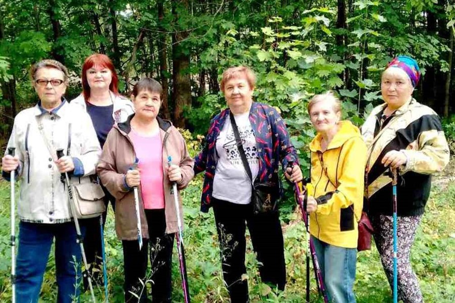 «Скандинавская ходьба может отсрочить старость», – шумерлинские пенсионеры