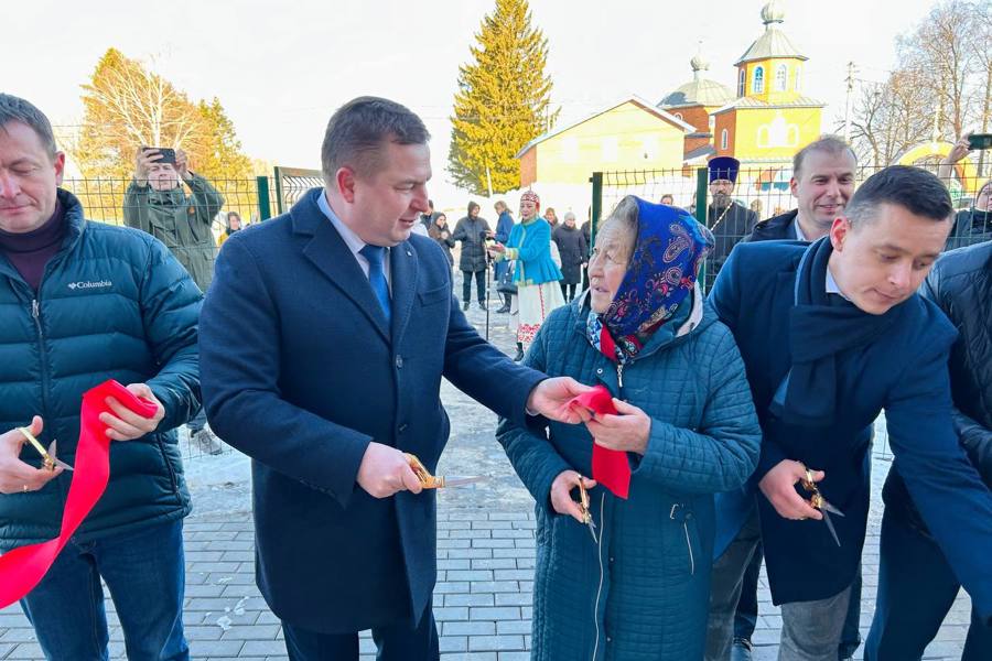 Вице-премьер Правительства Чувашии Владимир Степанов открыл новые объекты здравоохранения в Янтиковском округе