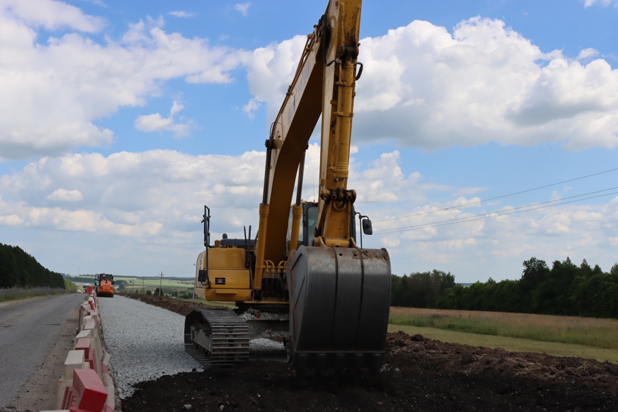 Продолжается капитальный ремонт участка региональной трассы «Чебоксары-Сурское»