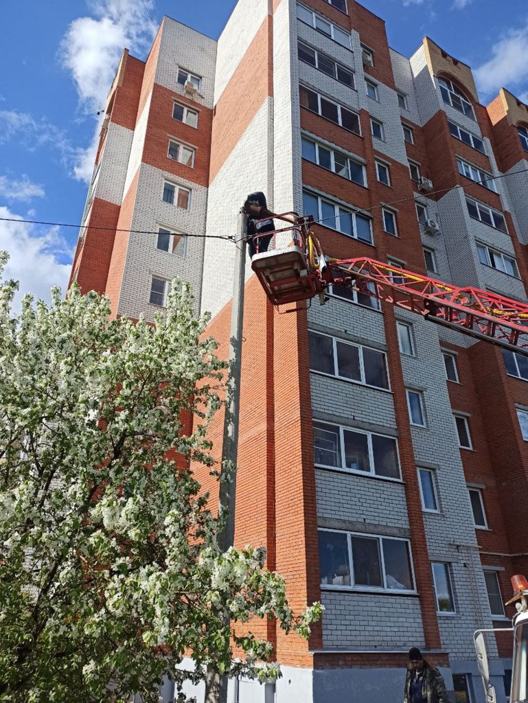 В Чебоксарах продолжаются текущие работы на объектах городского освещения