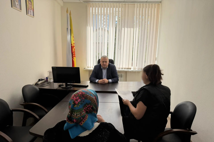 Уполномоченный по правам человека в Чувашской Республике  Сергей Самостюк провел личный прием граждан