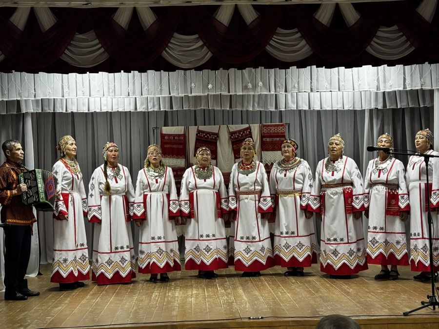 «С песней по жизни»: фольклорный коллектив «Хевел» отметил 15-летний юбилей