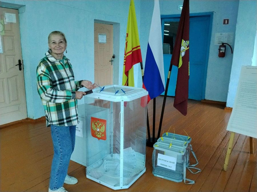 В Янтиковском округе начался второй день голосования