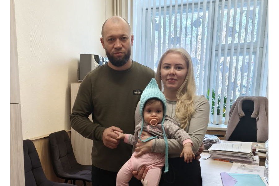 В Комсомольском округе открыт прокат для новорожденных: первыми клиентами стали молодые родители