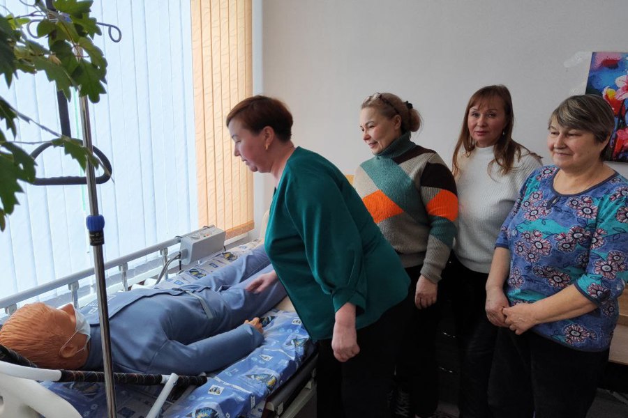 Занятие в Школе ухода