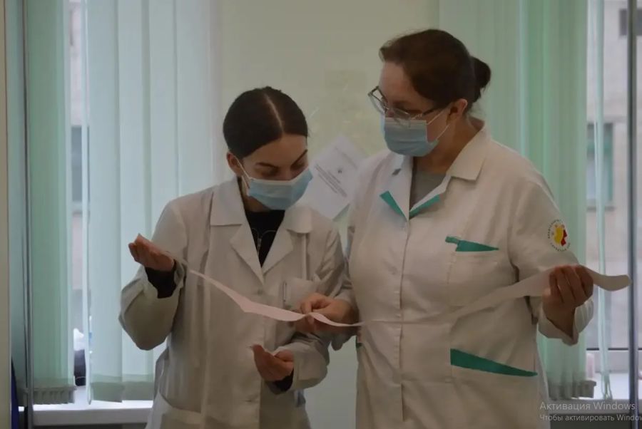 Сегодня мы отмечаем Международный день медицинской сестры – праздник тех, кто неустанно заботится о нашем здоровье.