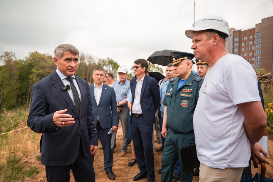Олег Николаев поручил обеспечить жесткий контроль работ на строительстве коллектора в районе «Новый город»