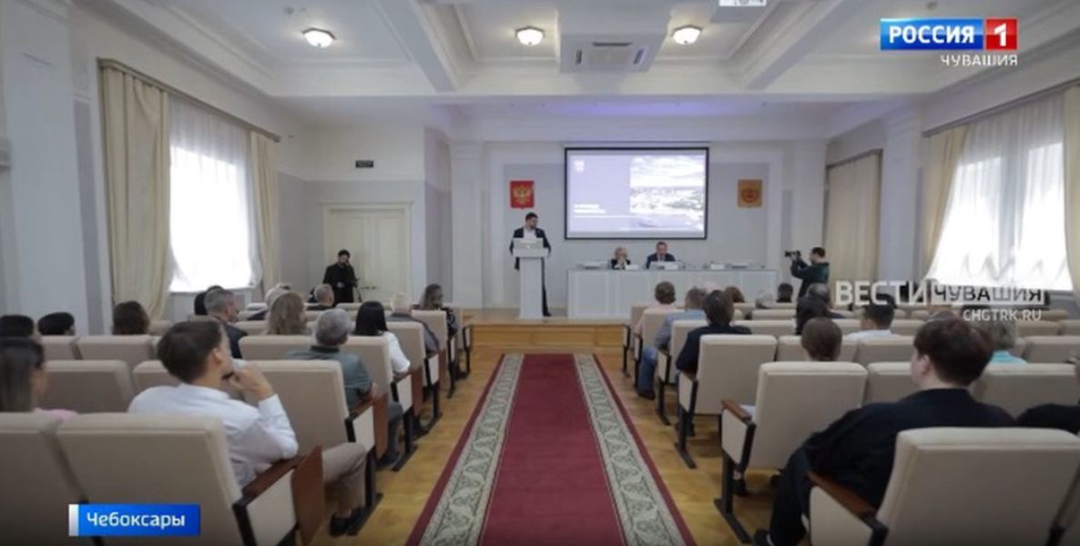 В Чебоксарах представители власти встретились с сотрудниками предприятий (ГТРК)