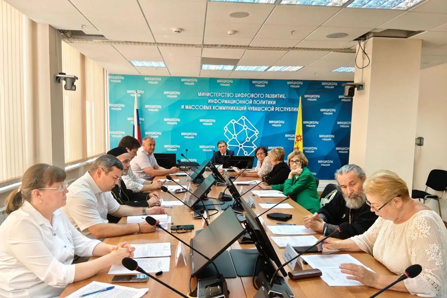 Уполномоченный по правам человека в Чувашской Республике Сергей Самостюк принял участие в заседании Комиссии по вопросам помилования при Главе Чувашской Республики