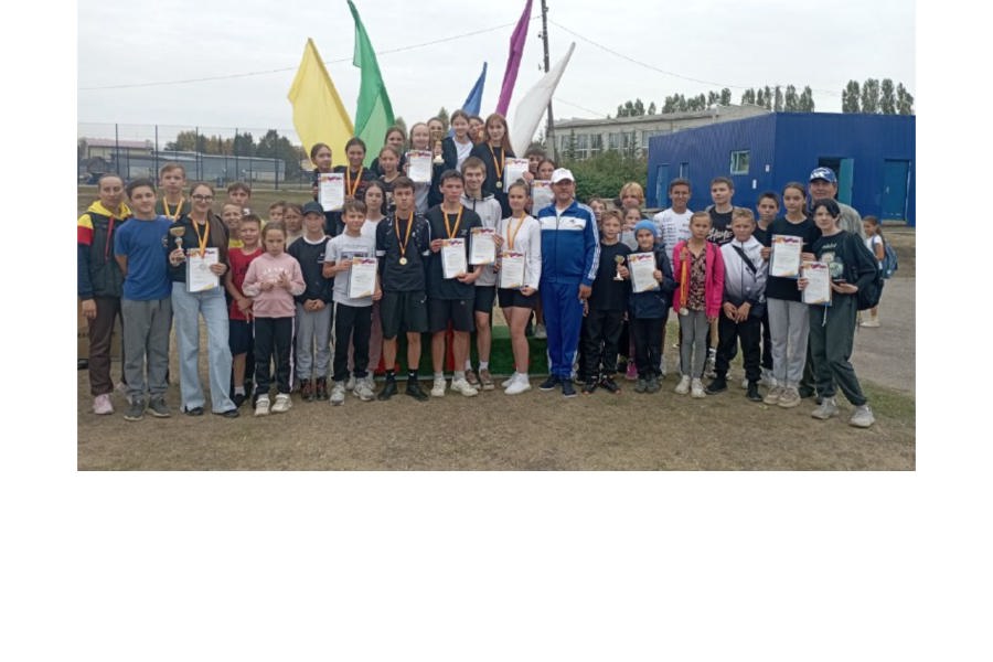 В Янтиковском муниципальном округе состоялся осенний легкоатлетический кросс среди школьников