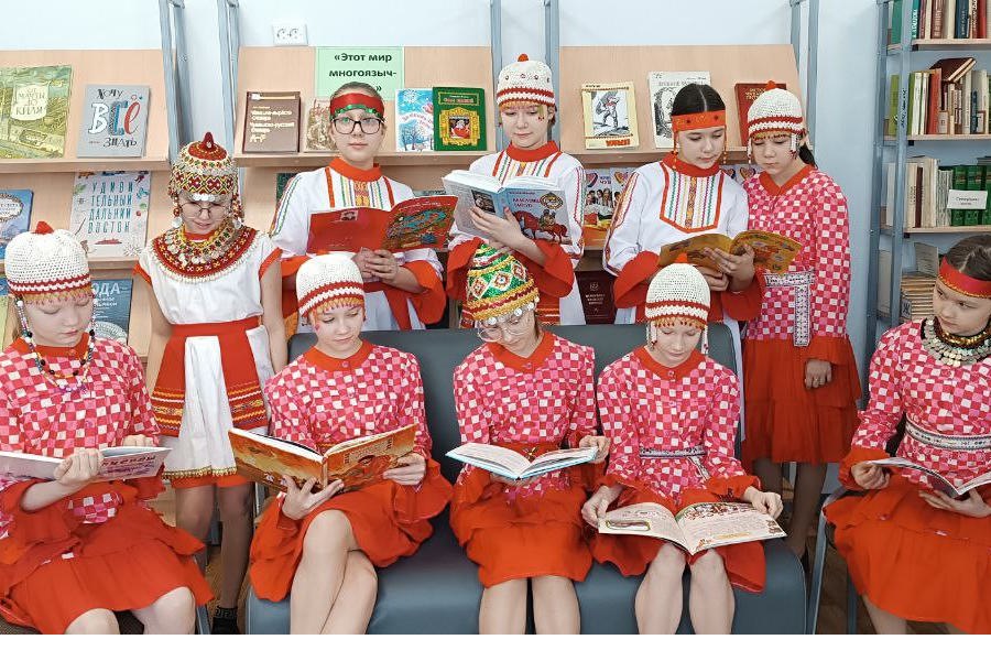 В школах Новочебоксарска завершилась Неделя родного языка, посвященная Международному дню родного языка