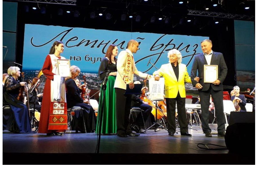 Светлана Каликова посетила закрытие 55-го концертного сезона  Чувашской симфонической капеллы