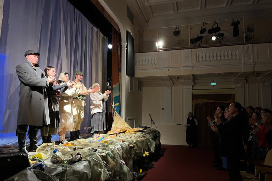 В Чебоксарах состоялся третий показ иммерсивной программы Чувашского театра кукол
