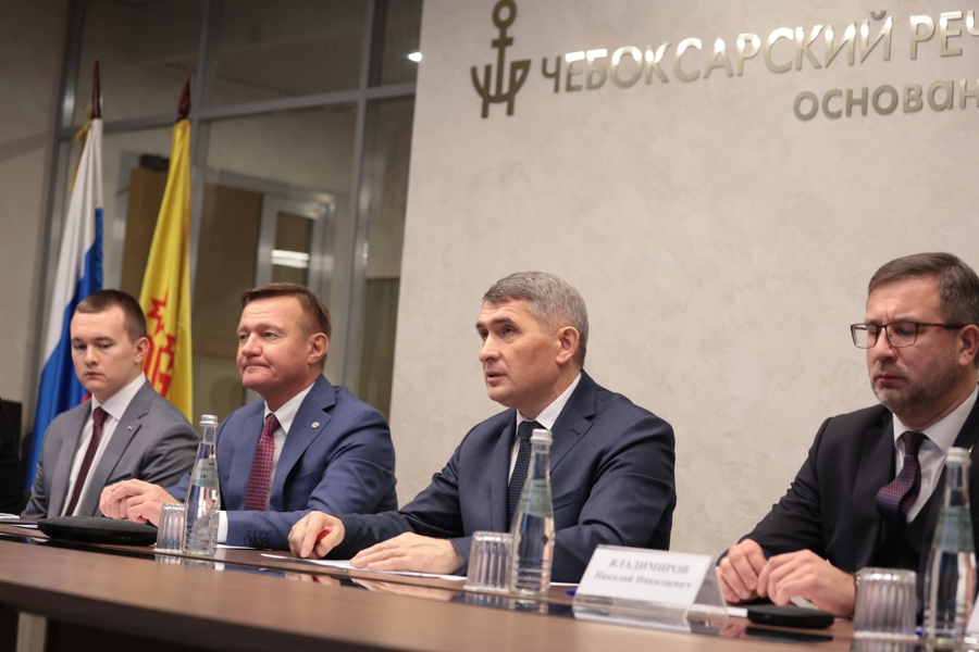Чувашия нацелена развивать пассажирские и грузовые перевозки по Волге