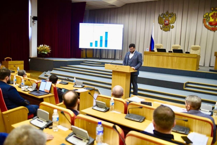 Глава Ядринского муниципального округа Станислав Трофимов  рассказал о концепции развития округа до 2030 года.