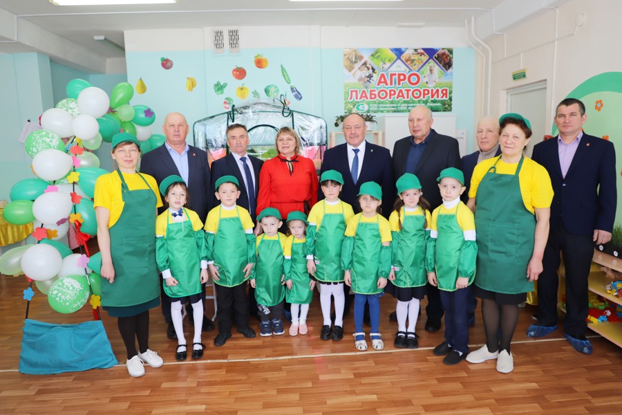 В МБОУ «Кильдюшевская СОШ» состоялось торжественное открытие агролаборатории