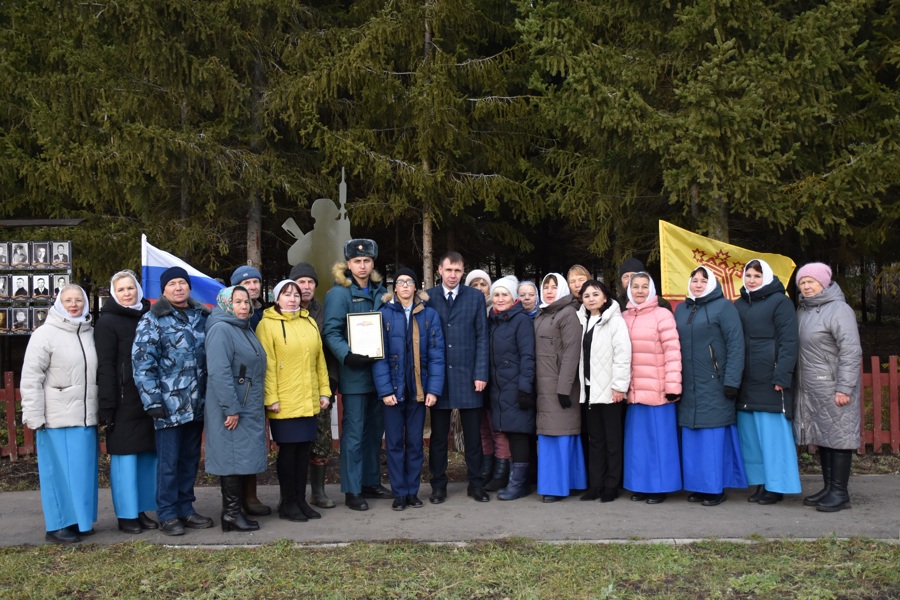 В деревне Яманаки состоялась торжественная церемония открытия стелы в честь участников специальной военной операции