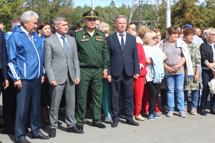 Евгений Кадышев совместно с депутатами отправил очередную партию гуманитарной помощи