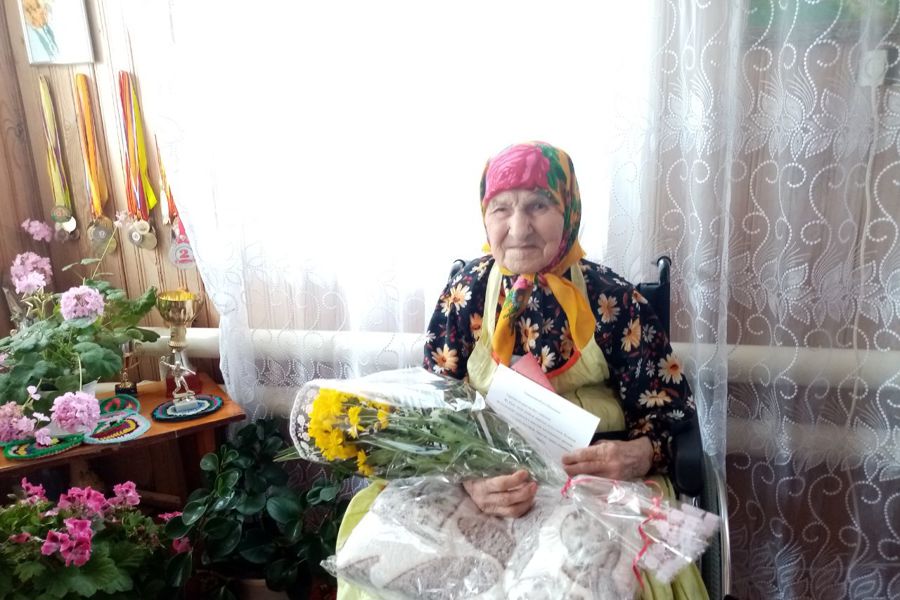 95 - летний юбилей отметила жительница деревни Какерли-Шигали Ольга Ивановна Петрова