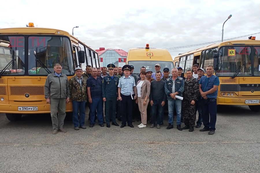 В Моргаушском округе проведен технический осмотр школьных автобусов