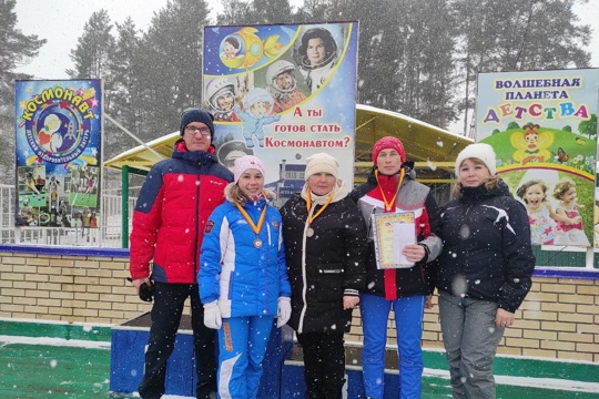 Команда лыжников Ибресинского муниципального округа призеры лыжной эстафеты работников образования Чувашской Республики