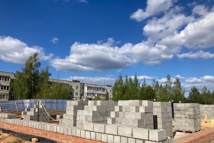 В деревне Новые Тренькасы идет строительство врачебной амбулатории