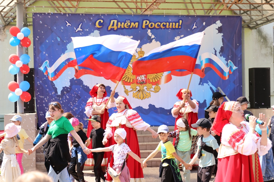 В Чебоксарском муниципальном округе отметили День России