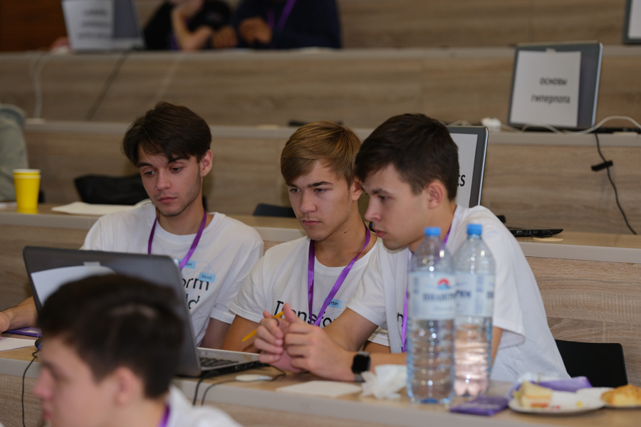 Канашские школьники – призеры Всероссийского фестиваля по программированию Rucode