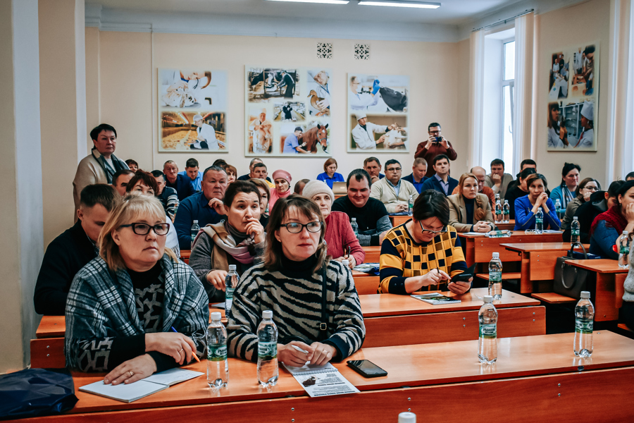 Представители животноводческих предприятия Чувашии, зоотехники и ветврачи обсудили проблемные вопросы с ООО «Центрплем»