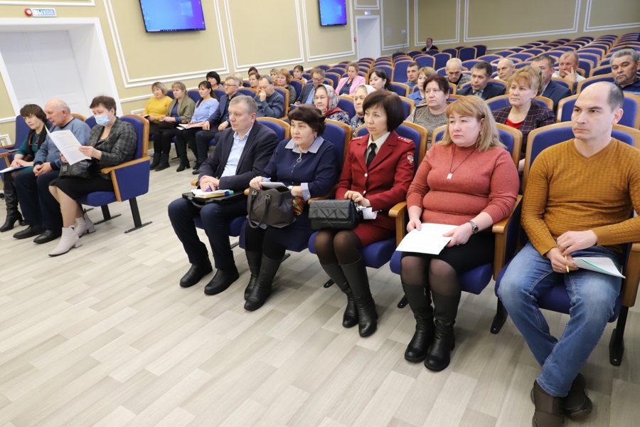 Сегодня состоялось заседание Координационного совета по улучшению условий и охраны труда Яльчикского муниципального округа.