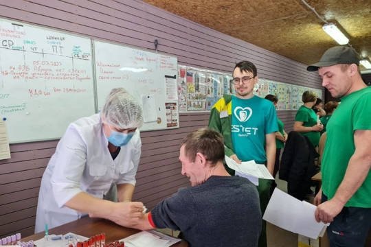 Мобильная медицинская бригада Красночетайской районной больницы проводит медосмотры с выездом на предприятия