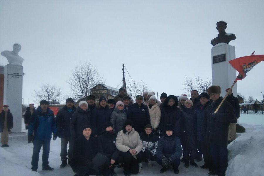 В Шемуршинском муниципальном округе почтили память Героя России Олега Долгова