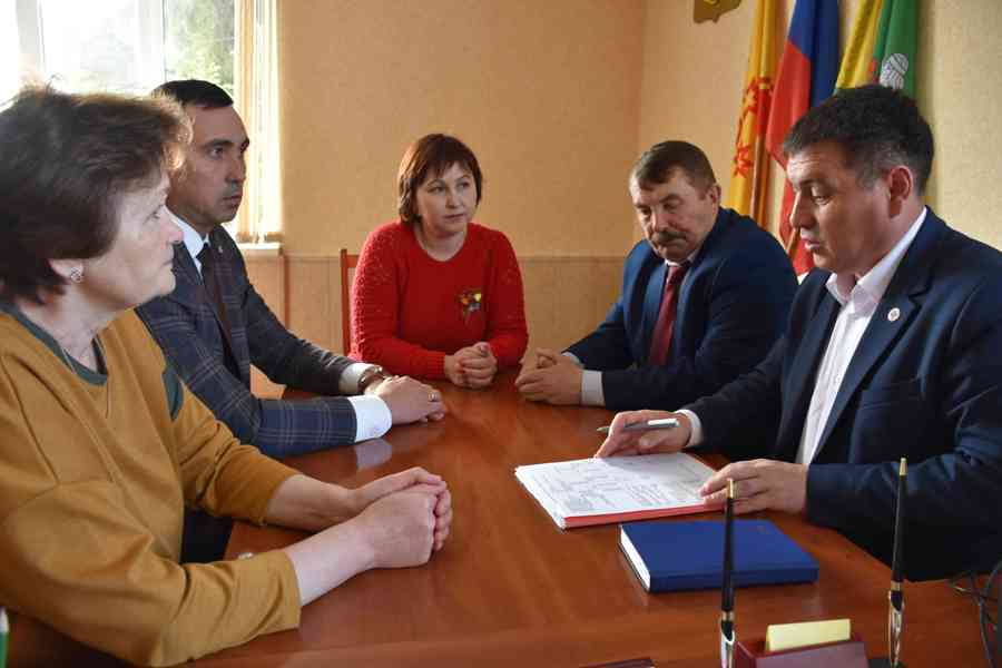 Руководитель Госветслужбы Чувашии посетил Аликовский муниципальный округ